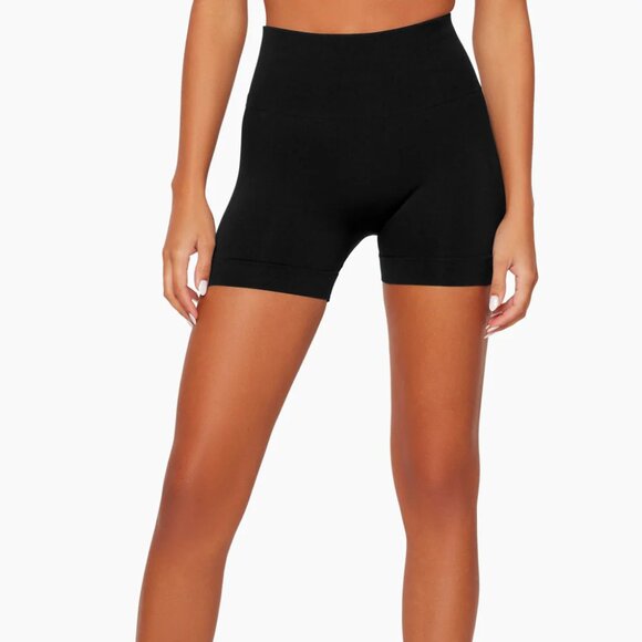 Set Active SculptFlex Bike Shorts - Picture 1 of 3